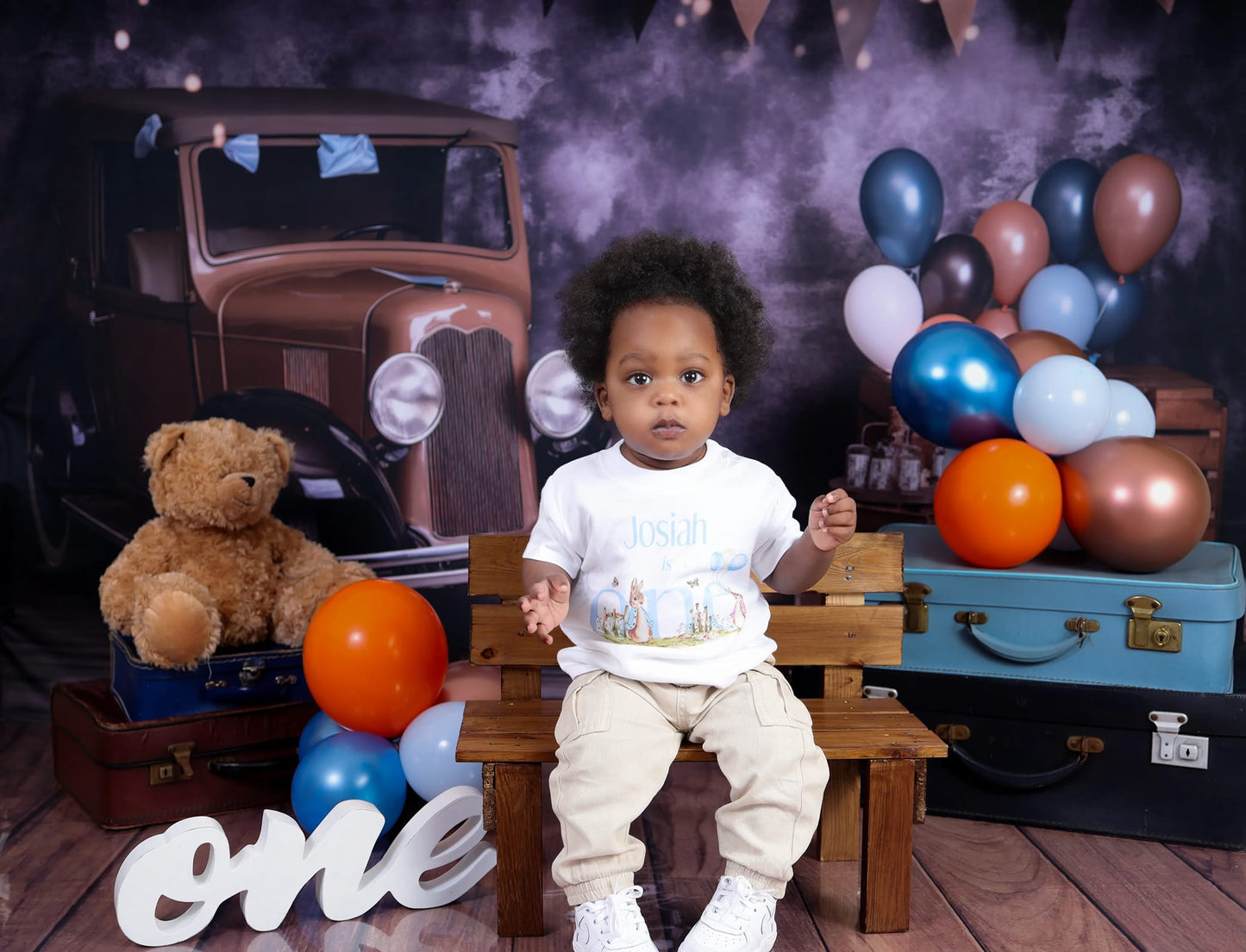 Fond de photographie de fête du premier anniversaire des enfants d'Avezano Car