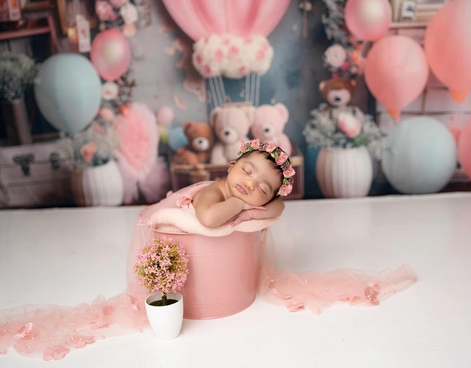 Fond de photographie de fête de ballons roses et d'ours d'Avezano