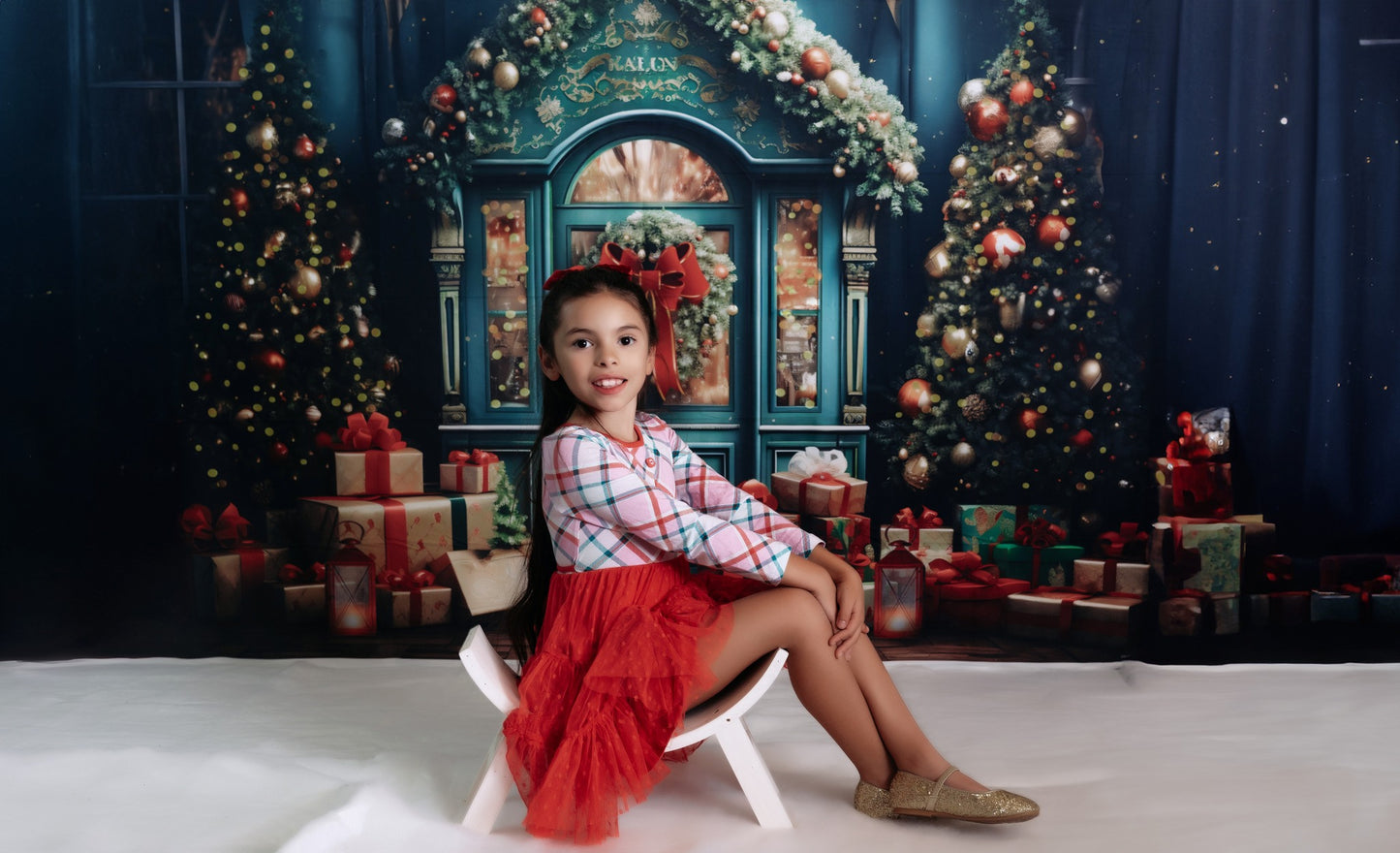 Avezano Green Christmas Beautiful Shops and Gifts Photography Backdrop