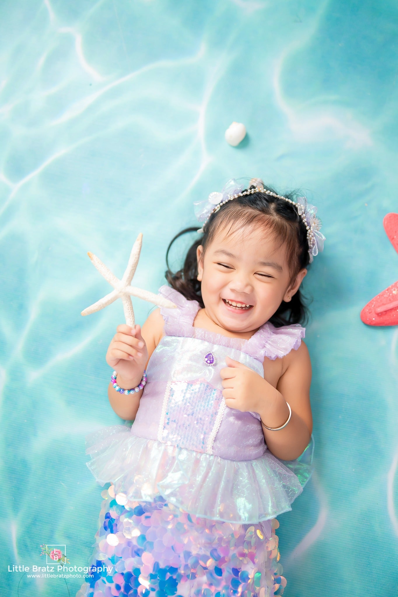 Avezano Coral and Shells Seafloor Theme Photography Background