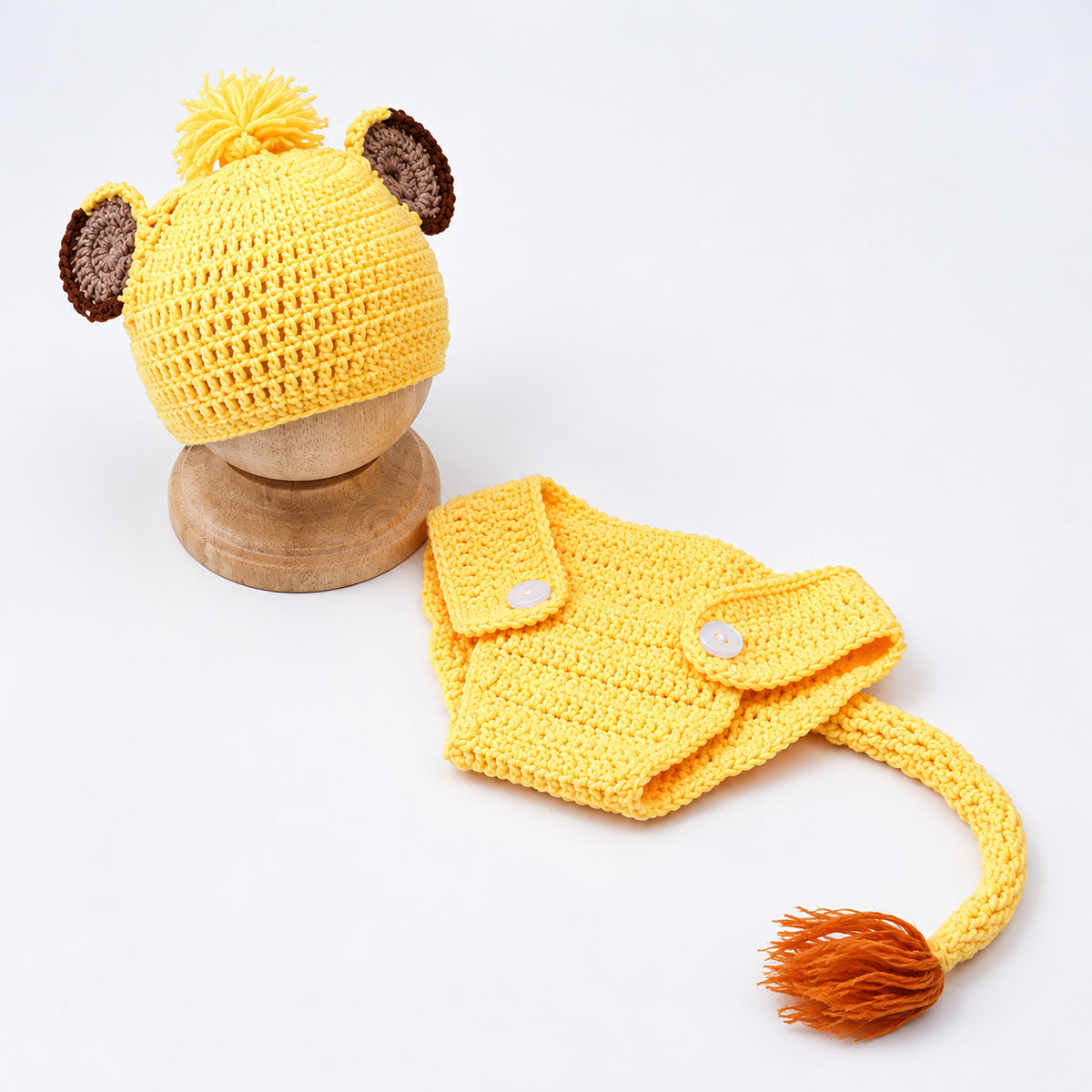 Avezano Newborn Lion Halloween Themed Newborn Photoshoot Prop Set