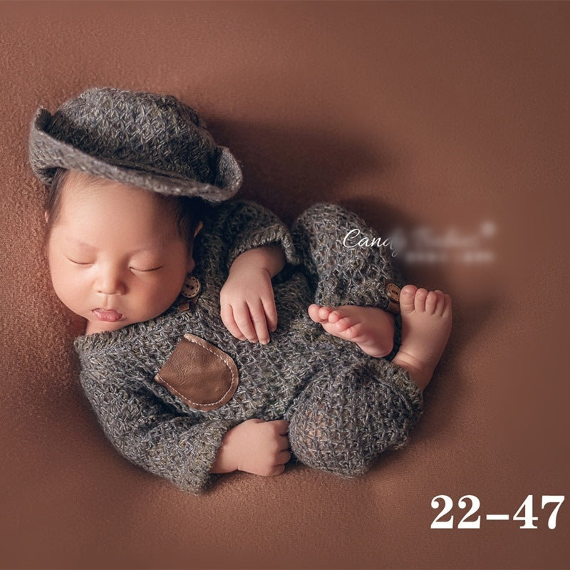 Avezano Newborn 1-Month Milestone Photography Gray Outfit Set with Hat