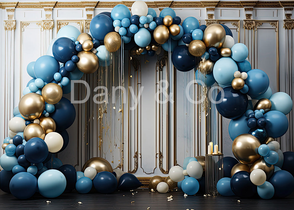 Fleurs en pot et portes Avezano en toile de fond conçues par Danyelle Pinnington