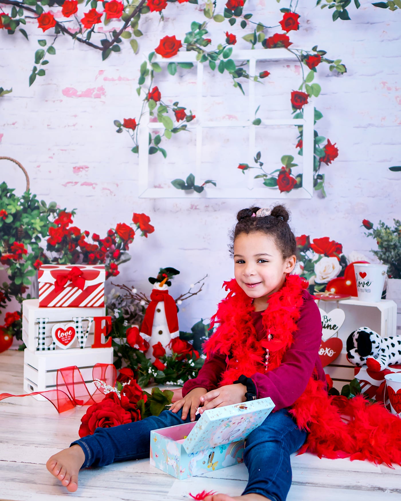 Avezano Valentine'S Day Theme Scene Decorated With Roses Photography Backdrop