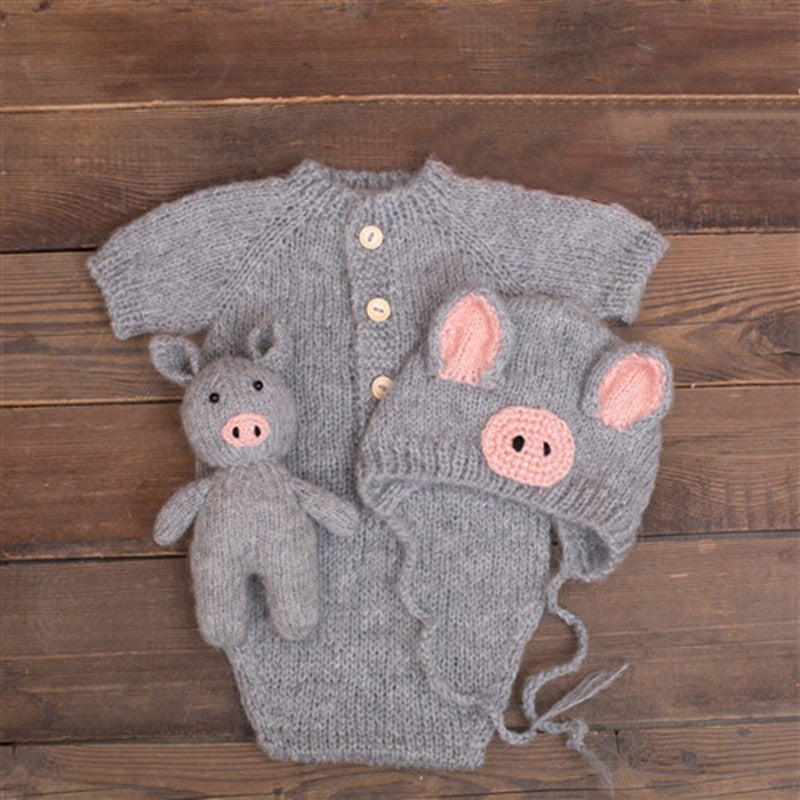 Avezano Newborn Baby Pig Shape Three Piece Wool Suit Outfits Props