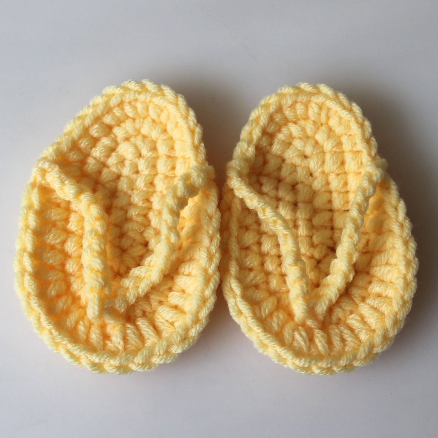 Chaussons mini crochetés Avezano - Accessoires de photographie pour nouveau-nés