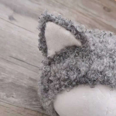 Avezano Newborn Wool Loop Thread Kitten Hat