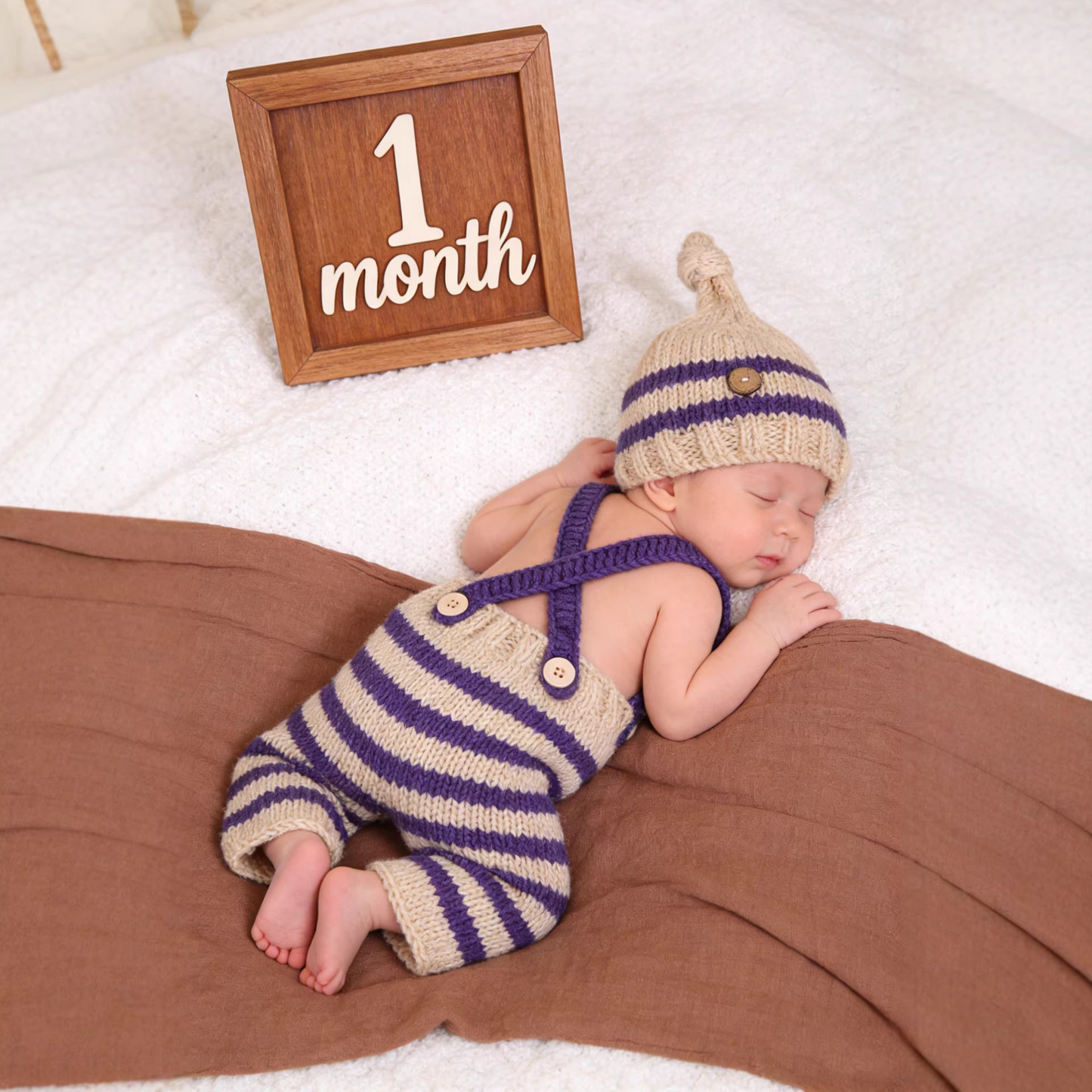 Avezano Newborn Hand Knit Hat and Pants Two Piece Outfit
