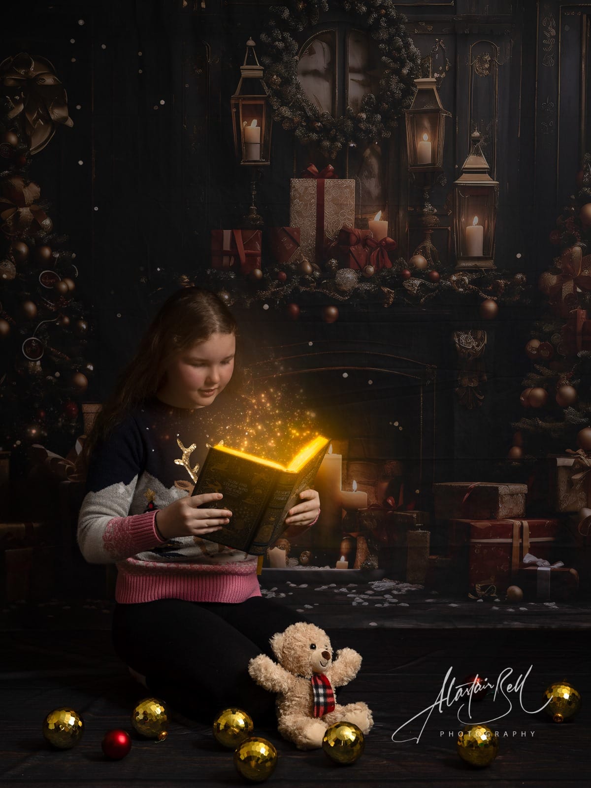 Avezano Vintage Christmas Fireplace and Gifts Photography Backdrop