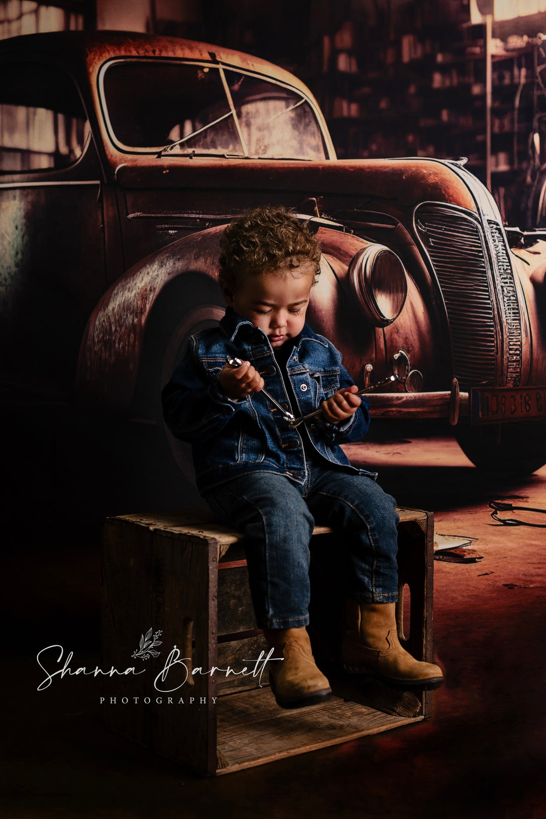 Avezano Vintage Car Repair Birthday Photography Background