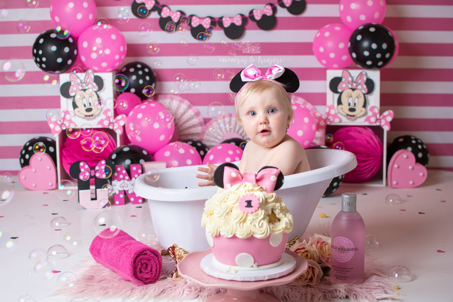 Avezano Pink Cake Smash Balloon Backdrop for Photography By Paula Easton