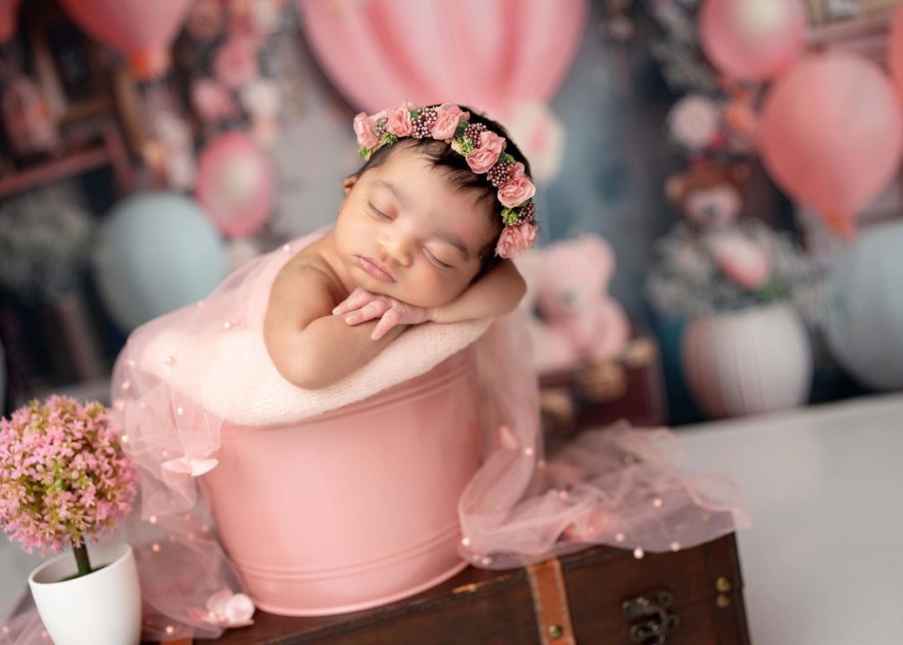 Fond de photographie de fête de ballons roses et d'ours d'Avezano