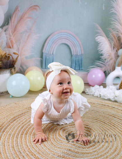 Avezano Pale Green Walls and Balloon Arches Photography Background