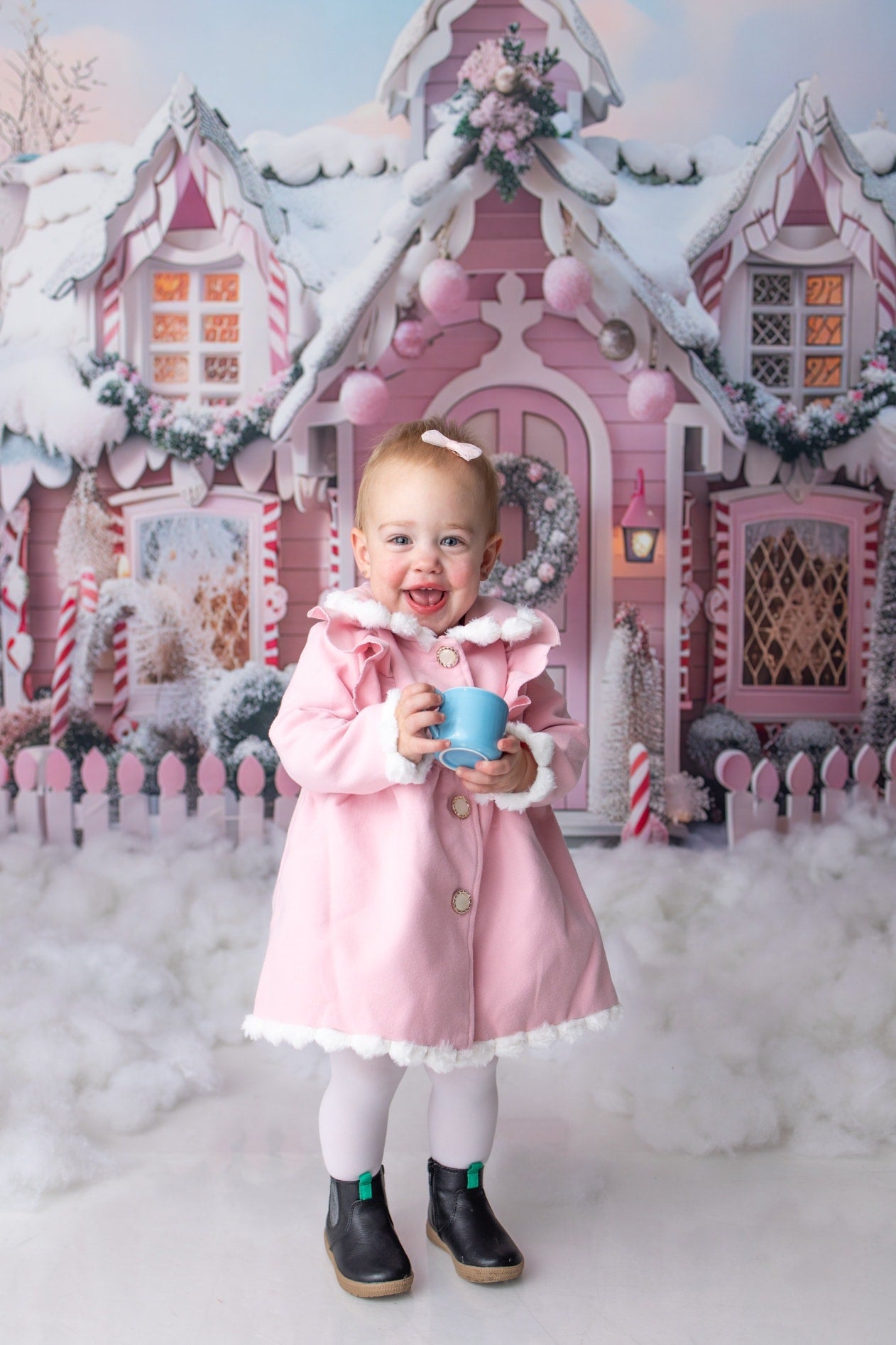 Avezano Winter Christmas Pink House and Gift Photography Backdrop