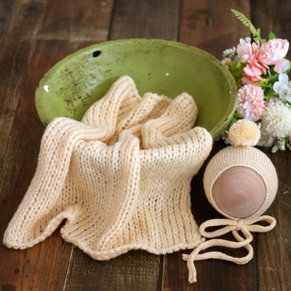 Avezano Baby Knitted Mohair Ball Cap with Padded Blanket