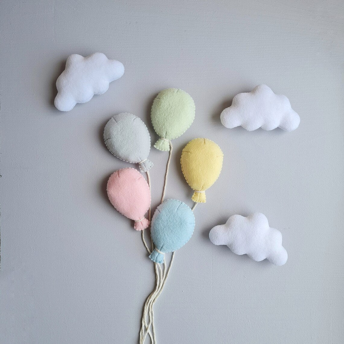 Avezano Felt Balloon Set - Baby Photo Props