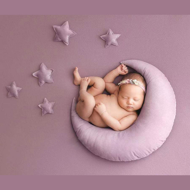 Avezano Newborn Photo-Assisted Styling Crescent Pillow Star Set