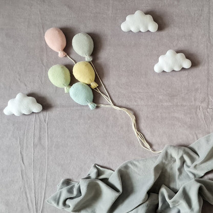 Avezano Felt Balloon Set - Baby Photo Props