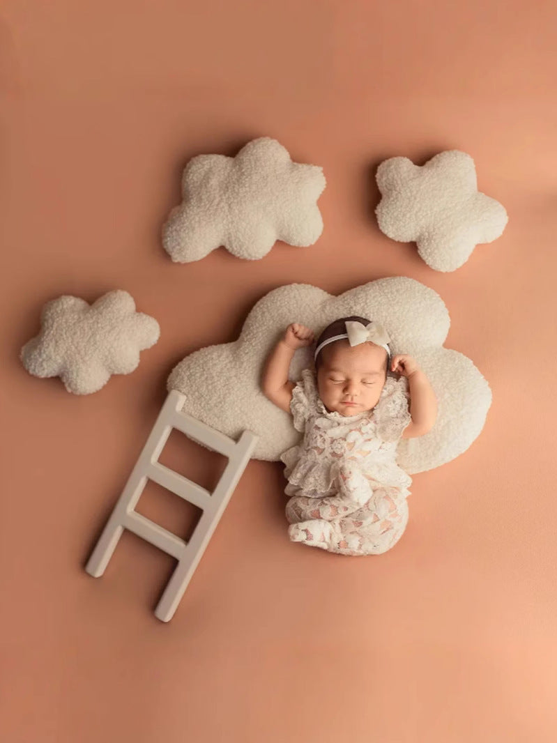 Avezano Newborn Baby Cloud Ladder Prop and a Shaping Pillow for Taking Photos