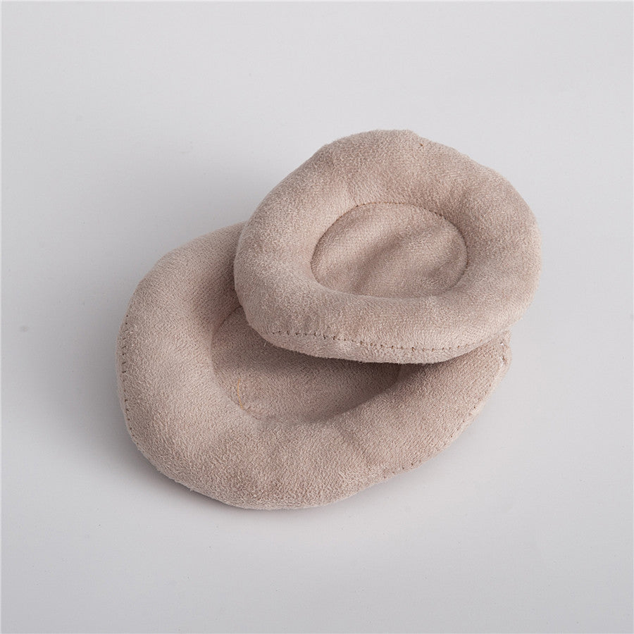 Avezano Newborn Photography Styling Posing Pillow Baby Photo Prop