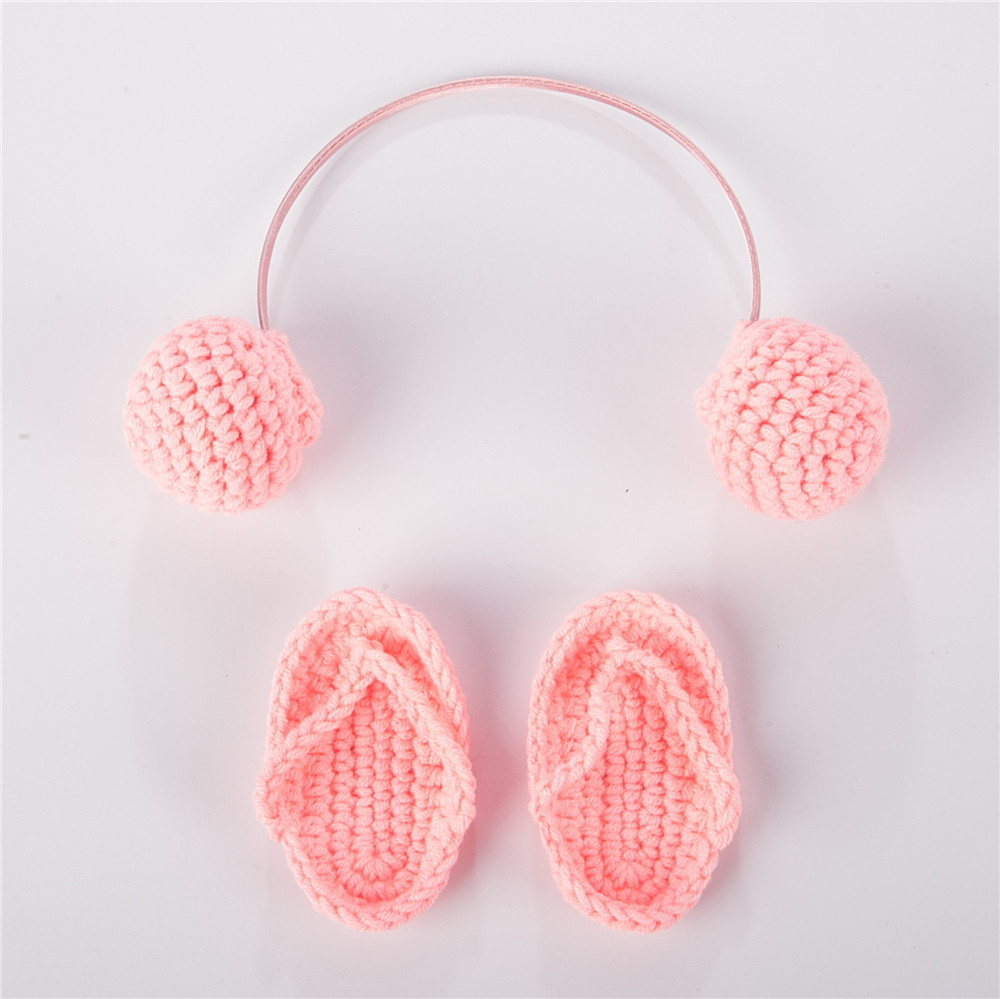 Avezano Newborn Knitted Mini Headphone and Slipper Photo Prop Set