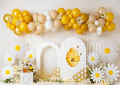 Avezano Bee Daisy Balloon Arch Photography Backdrop Designed By Polly Ro Design