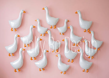 Toile de fond pour photographie de baiser de roses et de ballons de la Saint-Valentin d'Avezano conçue par Polly Ro Design