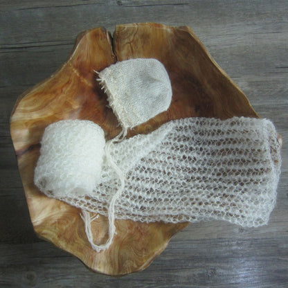 Avezano Newborn Lace Ruffled Swaddle and Hat Photography Props