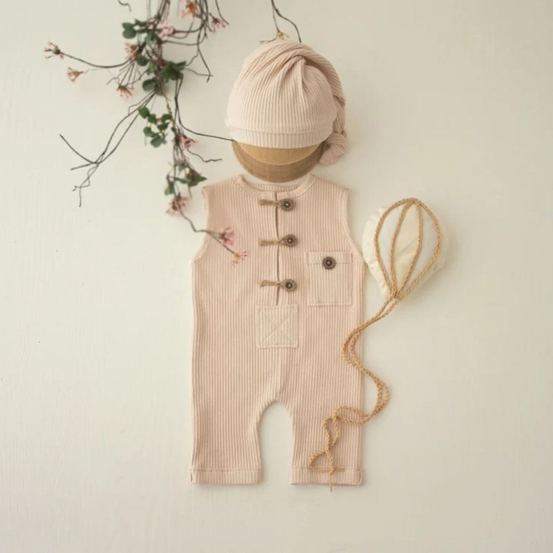 Avezano Neutral Newborn Outfit & Hot Air Balloon Photo Prop Set