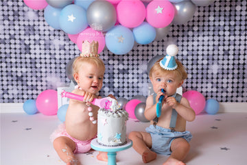 Avezano Twins Balloon Birthday Party Backdrop for Photography By Paula Easton