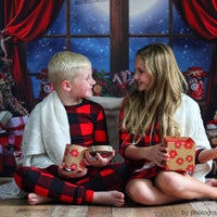 Avezano Christmas Gifts Candy Dolls Window Photography Backdrop