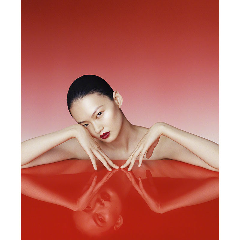 Avezano Red Fades Away Gradient Backdrop For Portrait Photography-AVEZANO