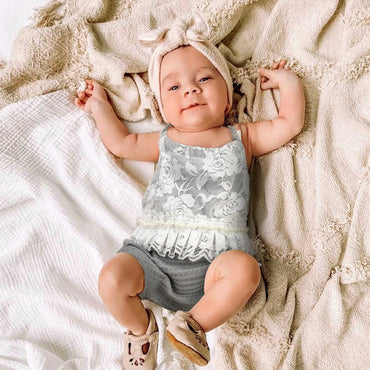 Avezano Newborn Photography Clothing Lace Stitching Backless Photo Clothing Props 2 Piece Set